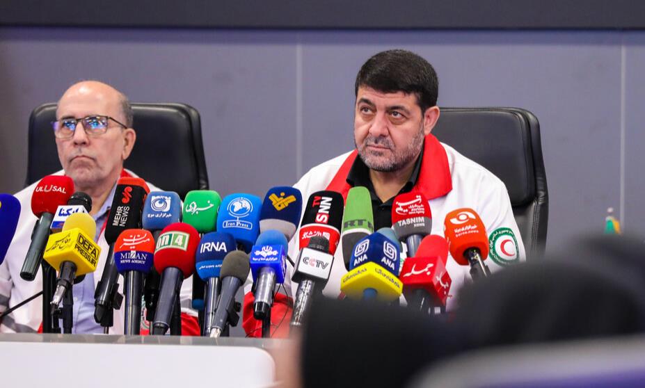 ۷۰ درصد مجروحین جنگ ۱۲ روزه توسط هلالاحمر از زیر آوار نجات پیدا کردند/ از امدادرسانی و روایتگری جنگ تا تامین دارو و حمایت روانی آسیبدیدگان