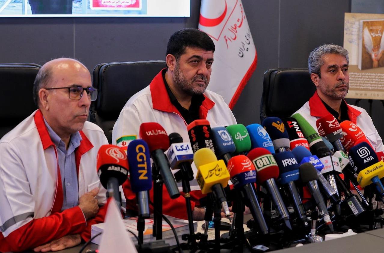 در زندان اوین فقط یک تکه از دست یک سرباز را پیدا کردیم؛ بقیه بدن او کاملا از بین رفته بود+فیلم