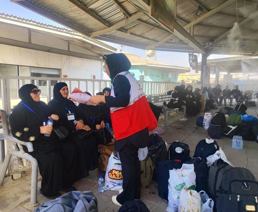ارائه بیش از ۱۲ هزار و ۵۰۰ خدمت به زائران اربعینی در مرز مهران