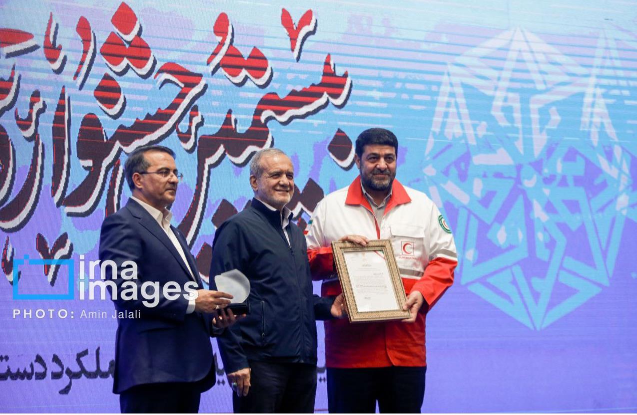 اسامی‌ برگزیدگان جایزه شهید رجایی اعلام شد