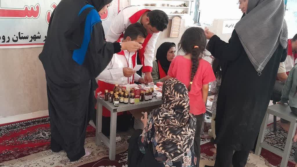بهرهمندی بیش از ۳۲۰۰ نفر از خدمات داوطلبان جمعیت هلالاحمر لرستان