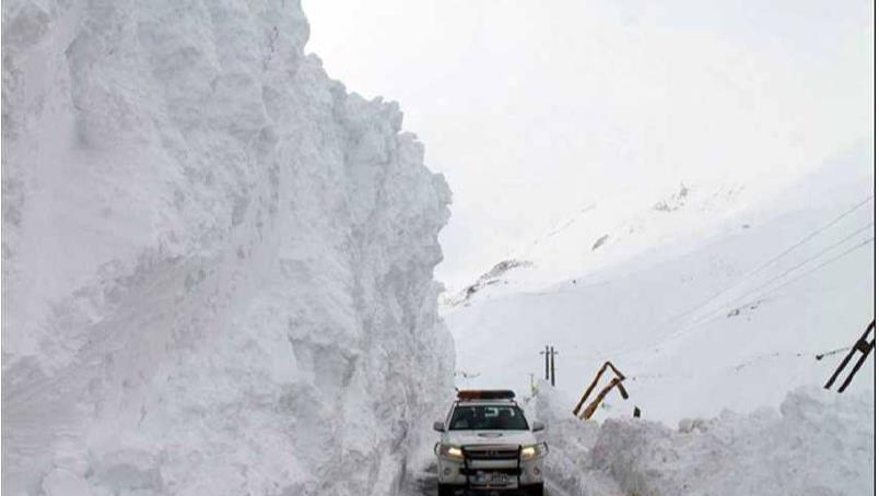 مفقود شدن ۴ نفر بر اثر ریزش بهمن در همدان / تیم های عملیاتی هلالاحمر در حال جستوجو