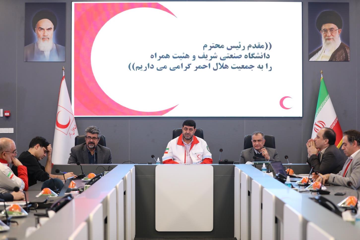 همکاری هلالاحمر و دانشگاه شریف در حوزه توسعه فناوریهای امدادی و هوش مصنوعی