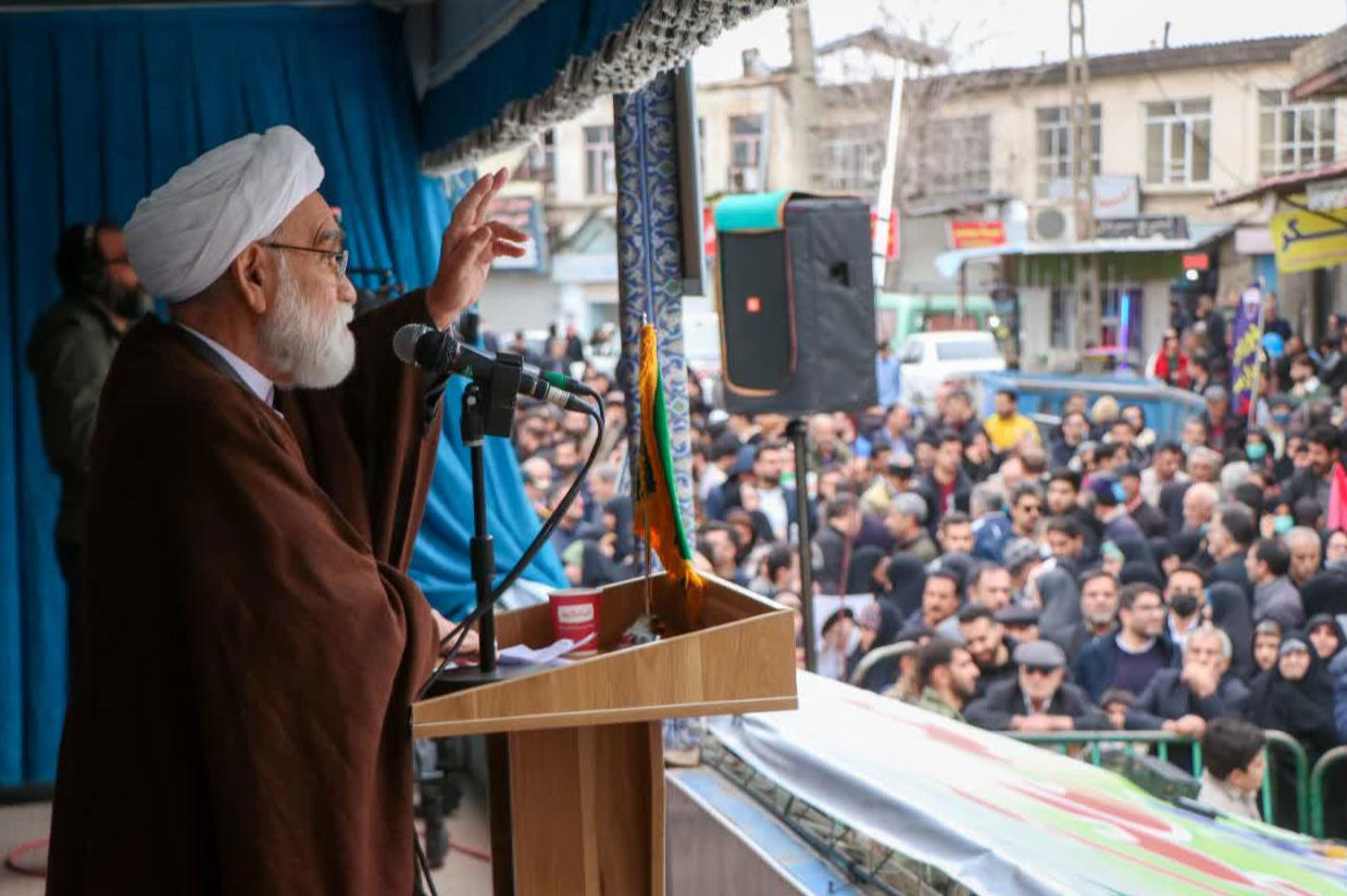 اتحاد و انسجام ملت شریف ایران و حضور آگاهانه در حماسه ملی، رمز تداوم و پیروزی انقلاب اسلامی است