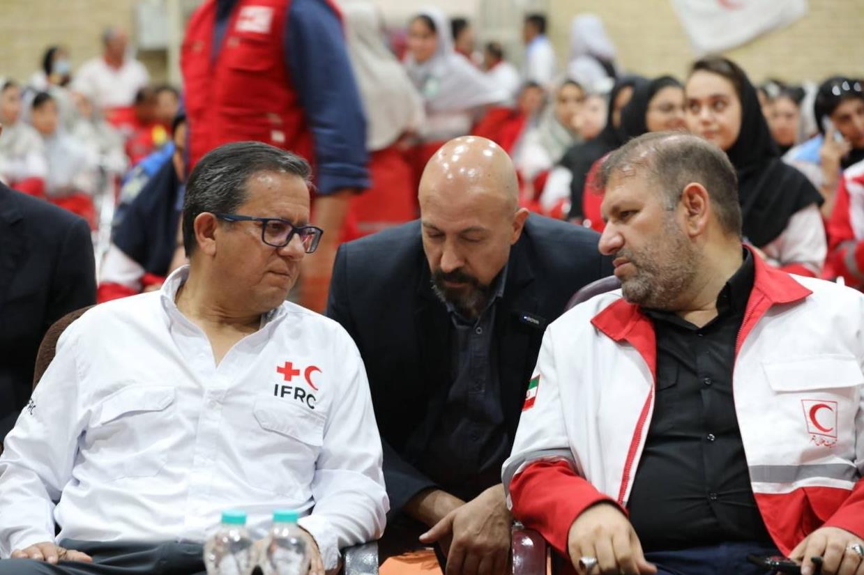 مانور بزرگ امداد و نجات هلال‌احمر/ بازدید نمایندگان فدراسیون بین‌المللی صلیب سرخ و هلال‌احمر از اردوگاه شهریار