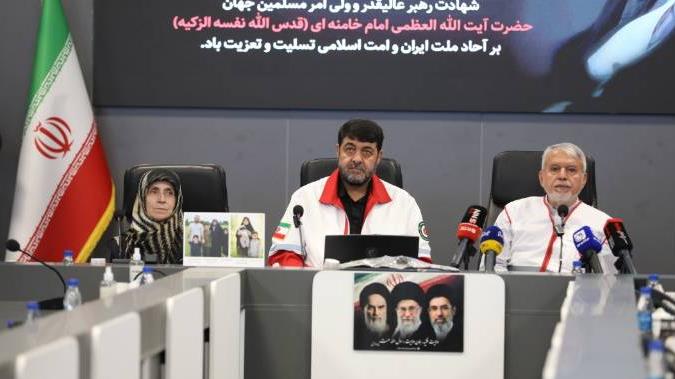 پذیرش ۳۴۰ هزار نسخه در داروخانههای هلالاحمر در طول جنگ تحمیلی سوم/ تیمهای آنست ۱۷۱۱ عملیات موفق انجام دادند