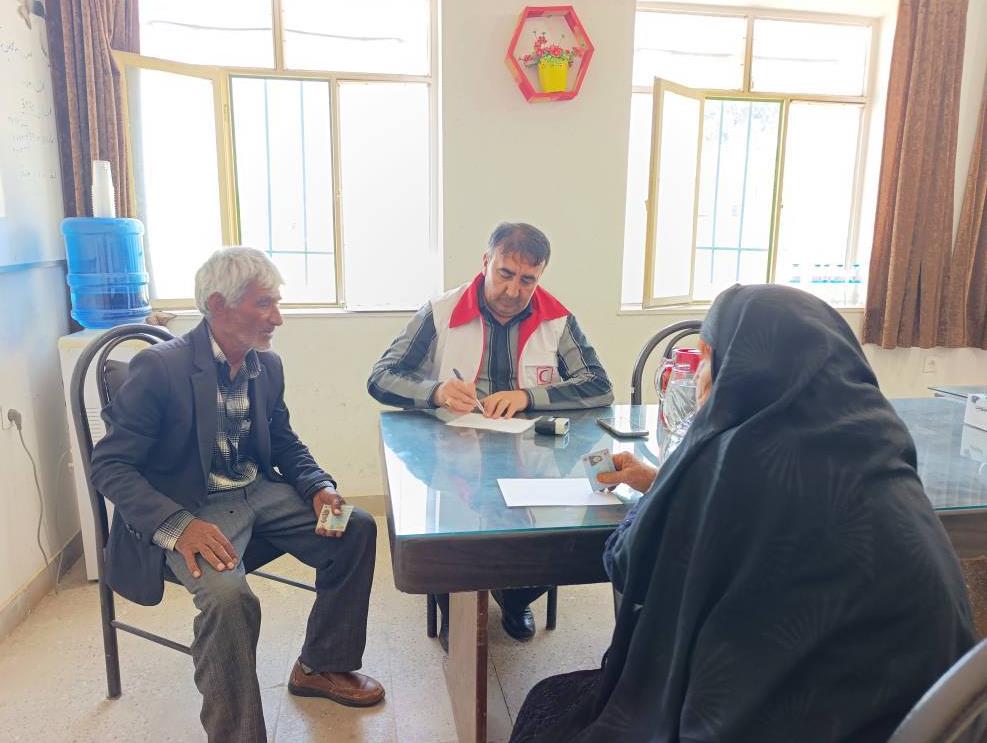 ️ارائه ۱۳۰۰ خدمت رایگان بهداشتی، درمانی، دارویی و توانبخشی به مناطق روستایی دنا همزمان با هفته هلال احمر