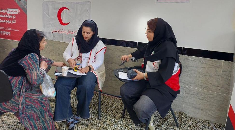 ویزیت رایگان ۲۵۰ نفر و جذب ۸۵ داوطلب؛ماحصل اعزام کاروان سلامت به مناطق دورافتاده مریوان