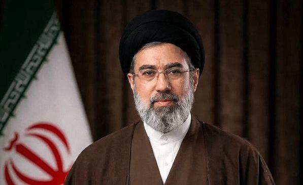 پیام تسلیت رهبر انقلاب، در پی درگذشت والده رئیس جمعیت هلال احمر