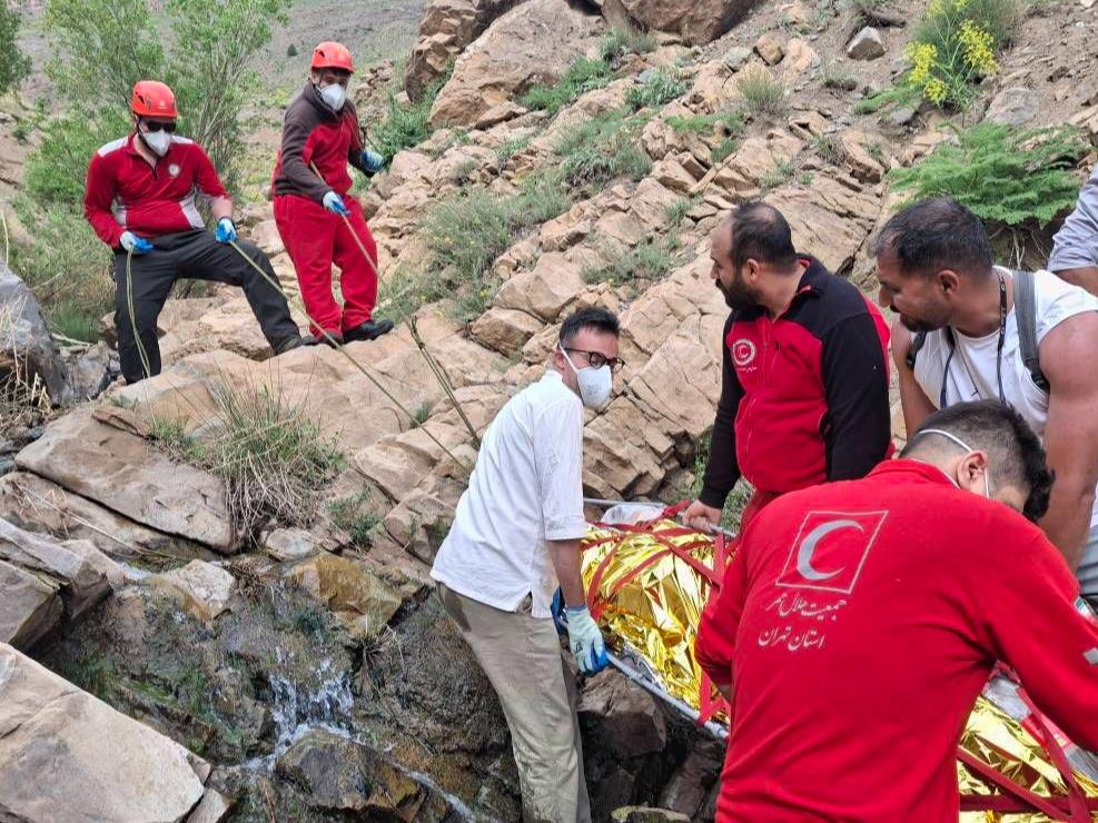 پس از ۷ روز تلاش امدادگران هلال‌احمر/جوان مفقودی در ارتفاعات آبعلی نجات پیدا کرد
