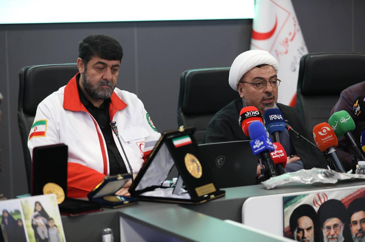 دکتر کولیوند: هلال‌احمر برای مواجهه با سخت‌ترین سناریوهای بحران آمادگی کامل دارد/ ۱۱۰ هزار نیروی واکنش سریع در کشور فعال هستند