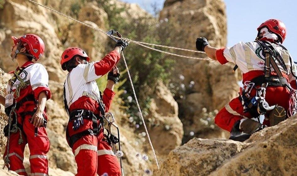پایان عملیات جست‌وجوی هلال‌احمر برای ۵ طبیعت‌گرد مفقودشده در ارتفاعات چایکندی خداآفرین