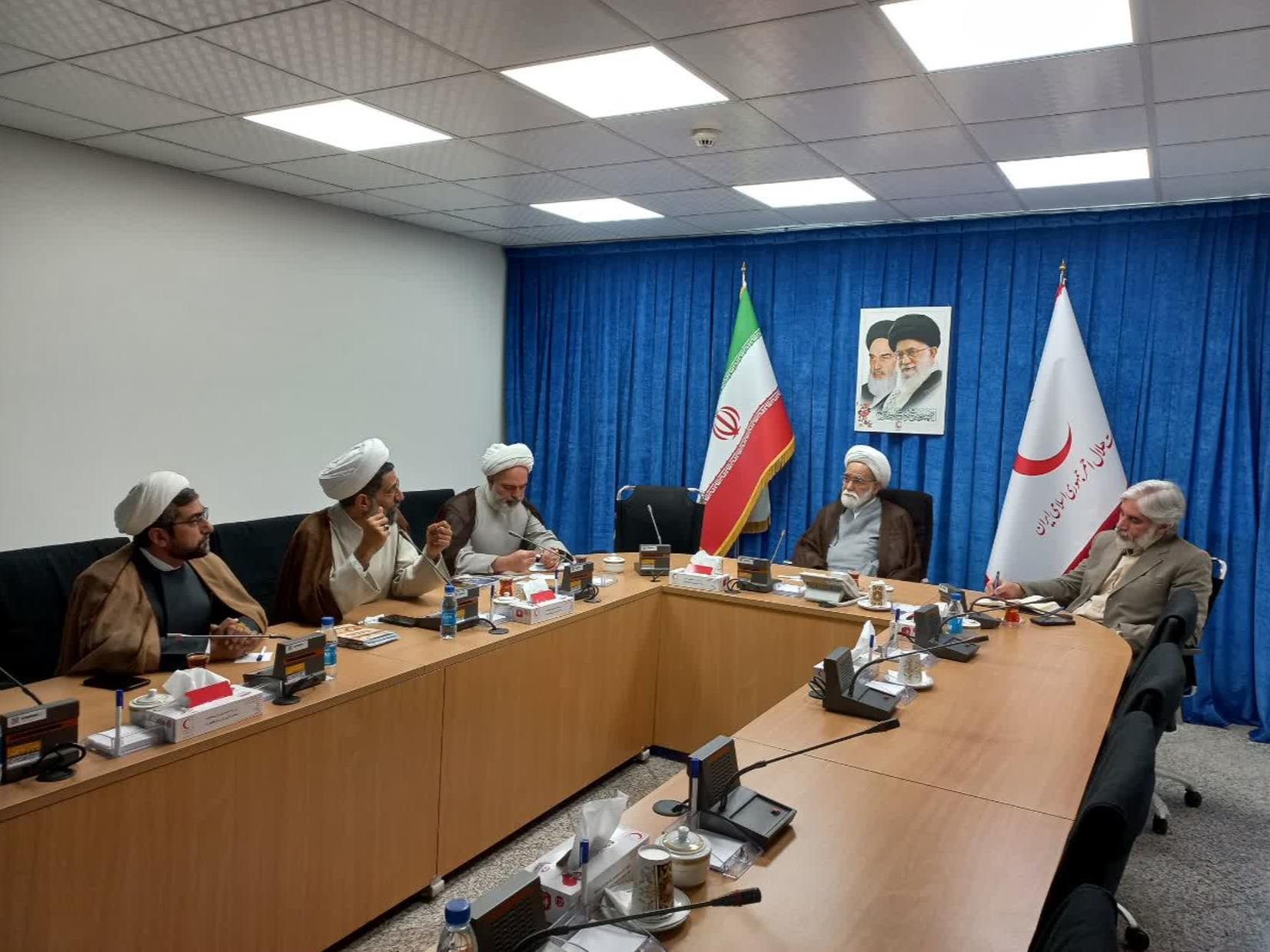 تأکید حجت‌الاسلام‌والمسلمین معزی بر تدوین محتوای کاربردی و ترویج «هلال‌شناسی»/ مشارکت بیش از ۱۳ هزار امدادگر در دوره‌های معرفتی